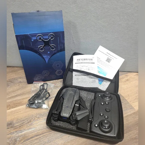 E88 Foldable RC Drone Camera Quadcopter Under 250g w Remote Case App Control New - Picture 3 of 7